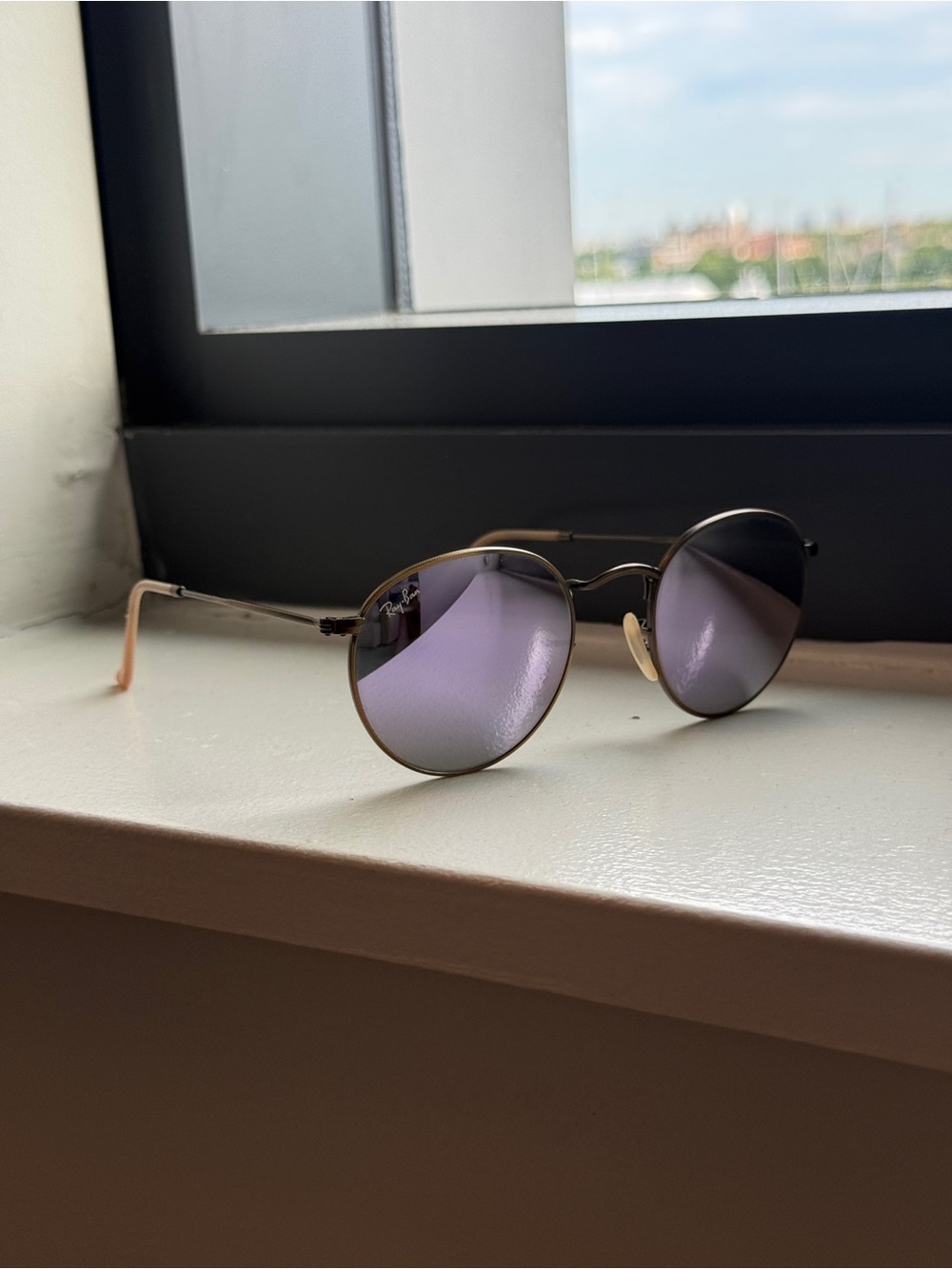 RAY-BAN - Round Metal Frame with Purple/Pink Mirrored Lenses